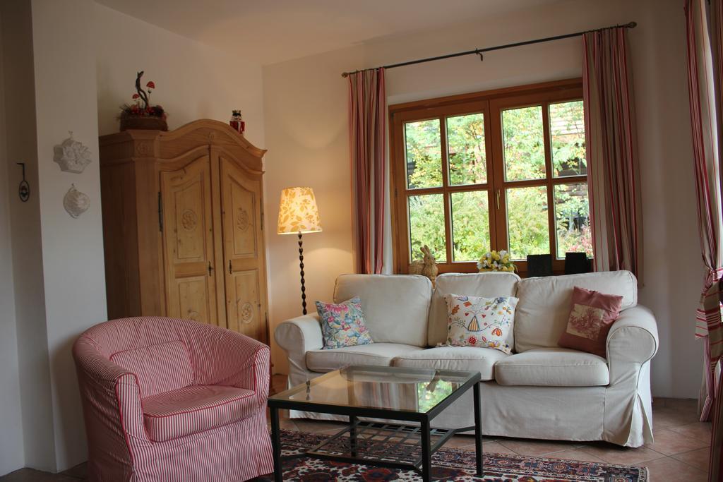 Apartments Pfeffermuehle باد كلينكيرشهايم الغرفة الصورة